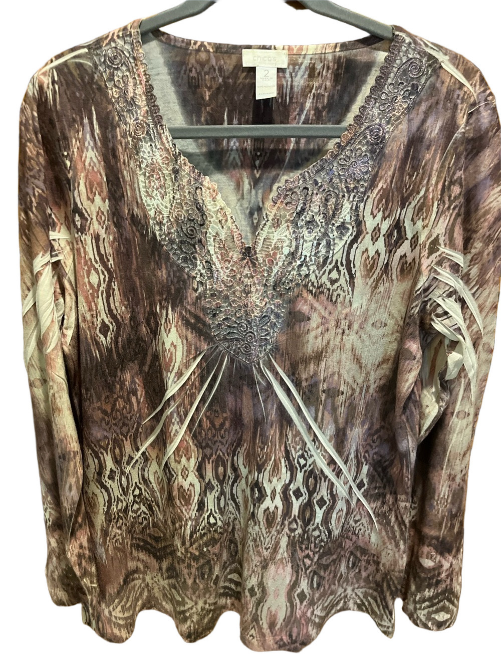 47. WOMENS CHICO’S 2/L DETAIL TOP